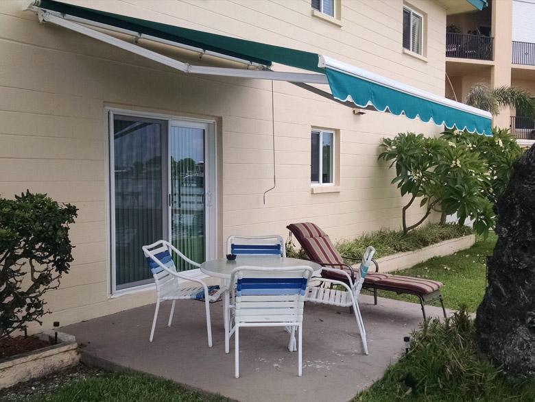 108 Patio w/awning